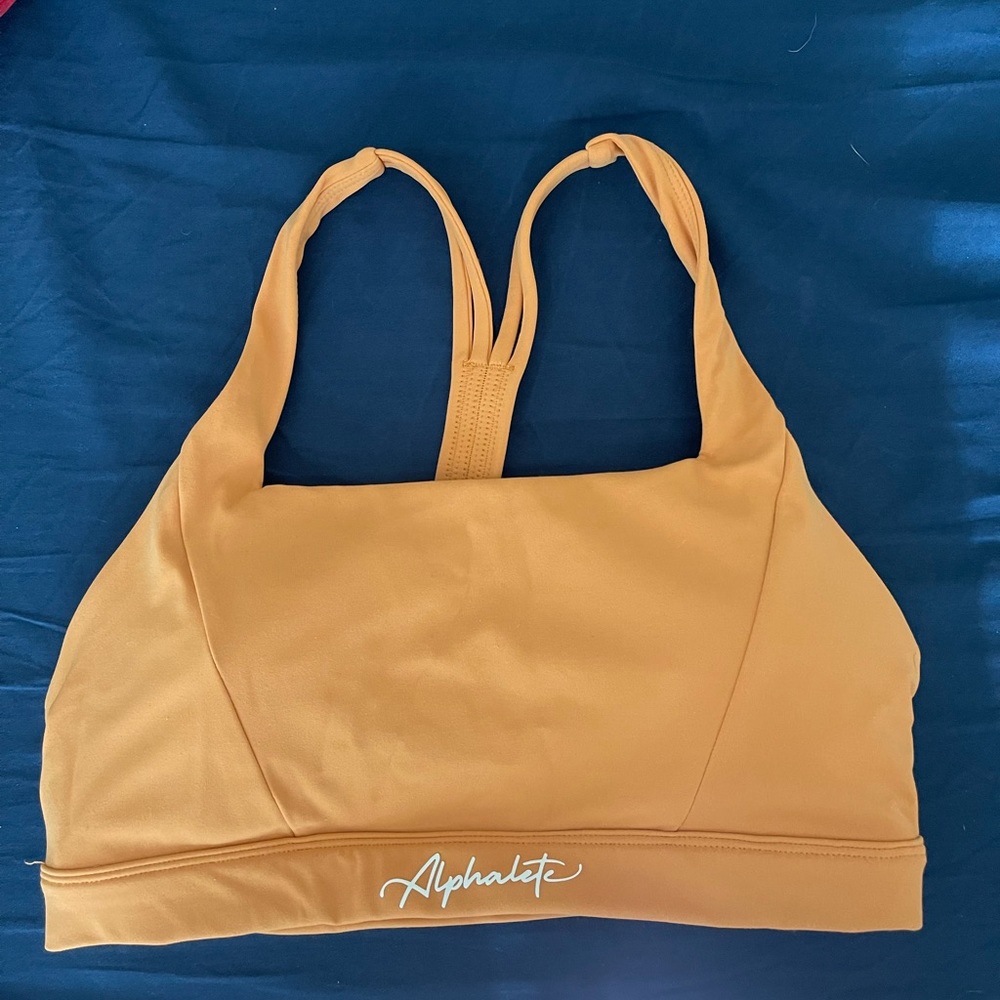 alphalete pulse kinetic bra - Picture 3 of 4